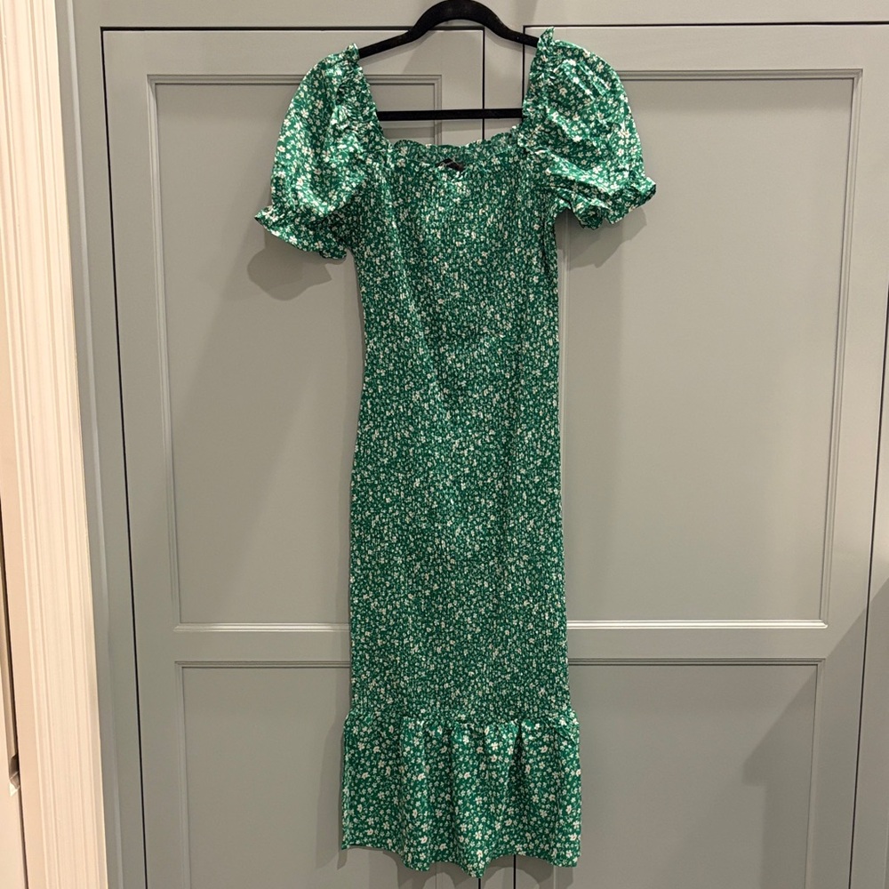 Green Floral Puff Sleeve Dress